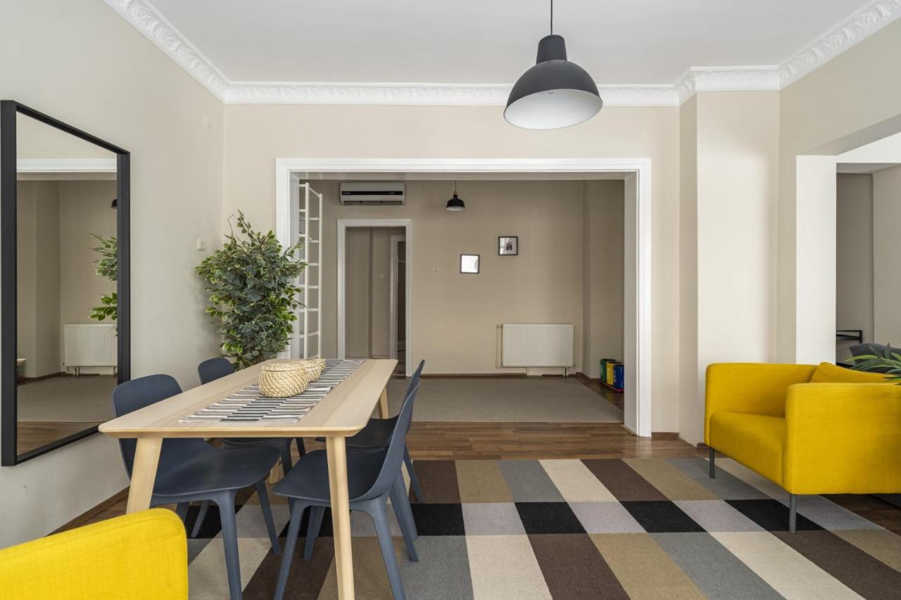 이스탄불 Modern Flat Near Popular Attractions In Beyoglu 아파트 외부 사진