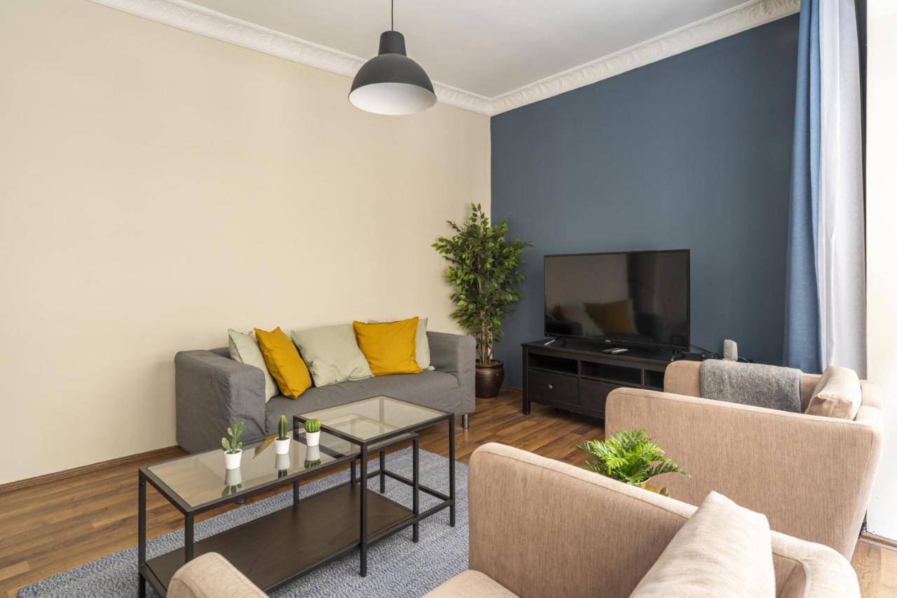 이스탄불 Modern Flat Near Popular Attractions In Beyoglu 아파트 외부 사진